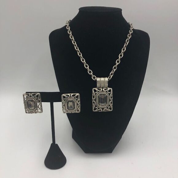 Vintage Bali Style Silver Tone Square Statement Necklace and Pierced Earring Set - Picture 4 of 16